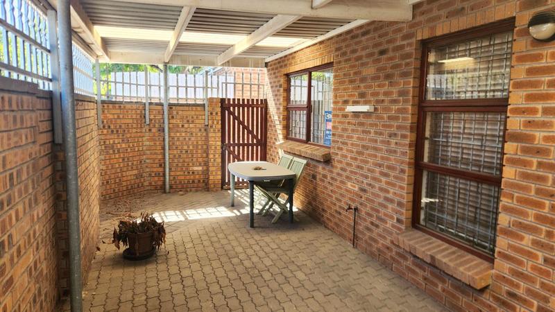 2 Bedroom Property for Sale in Bellville Western Cape